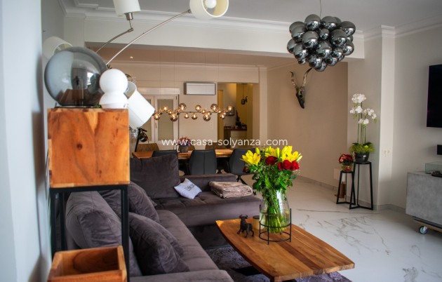 Wiederverkauf - Wohnung - Torrevieja - Torrevieja Centro