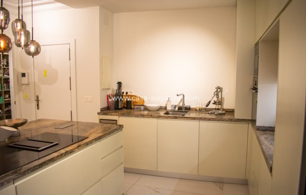 Wiederverkauf - Wohnung - Torrevieja - Torrevieja Centro