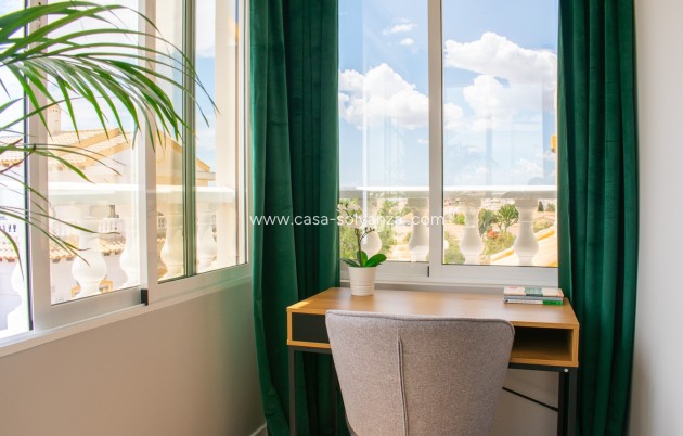 Herverkoop - Adosado - Orihuela Costa - Punta Prima