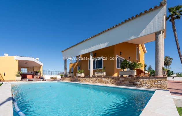 Wiederverkauf - Finca Country Property - Orihuela