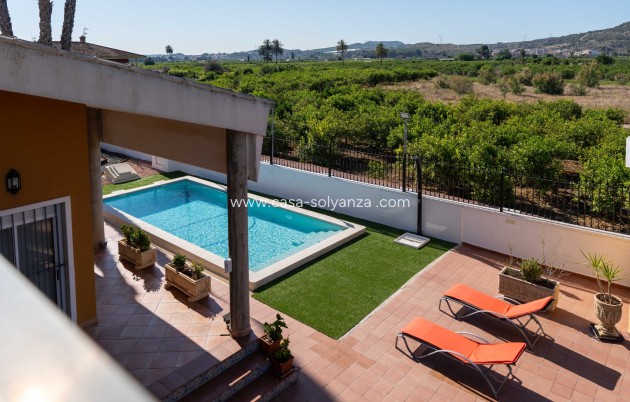 Wiederverkauf - Finca Country Property - Orihuela