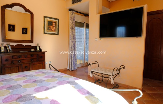 Wiederverkauf - Finca Country Property - Orihuela