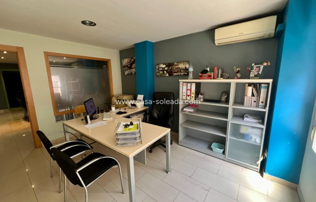 Resale - Commercial - Orihuela - Zona Centro