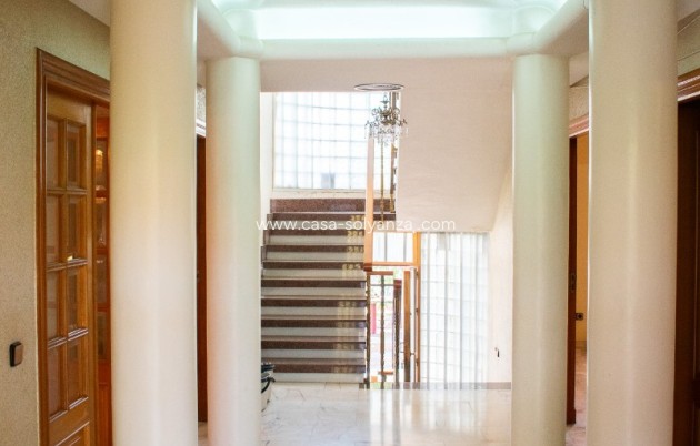 Wiederverkauf - Independent villa - Llano de brujas