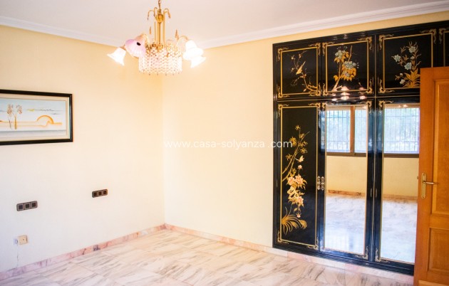 Wiederverkauf - Independent villa - Llano de brujas