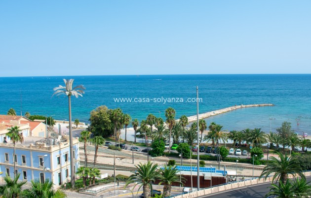 Wiederverkauf - Wohnung - Alicante - Casco antiguo