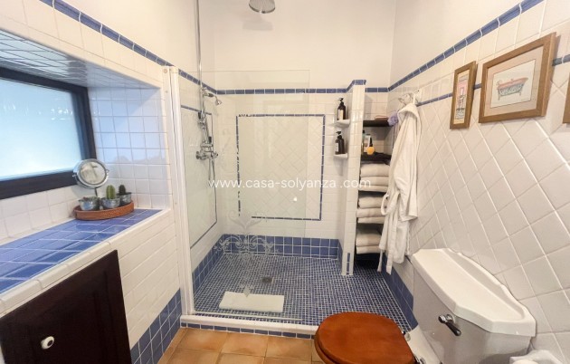 Resale - Villa / Semi detached - Jávea