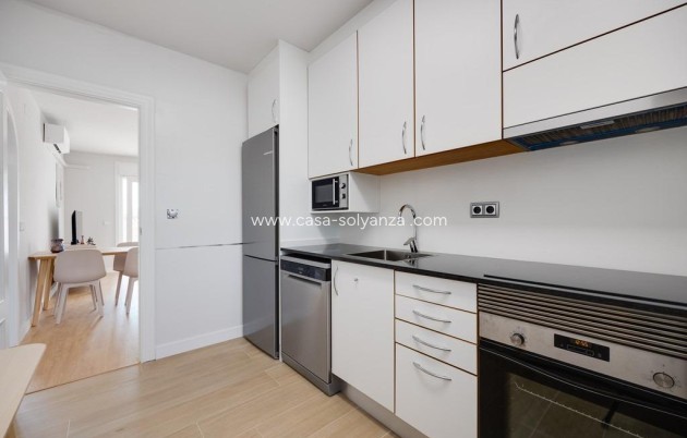 Resale - Apartment / flat - Orihuela Costa - Campoamor