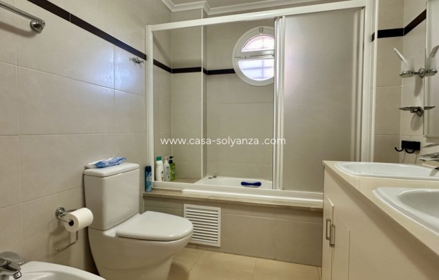 Resale - Apartment / flat - Mil Palmeras - Costa Blanca