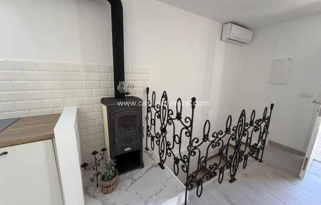 Resale - Villa - Torrevieja - Cabo cervera