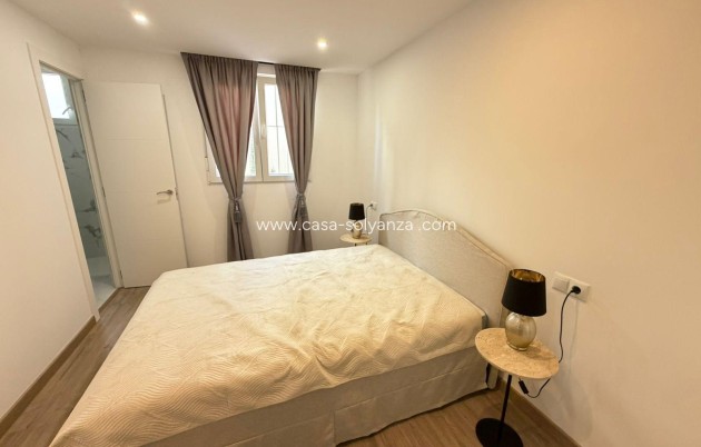 Resale - Villa - Torrevieja - Cabo cervera