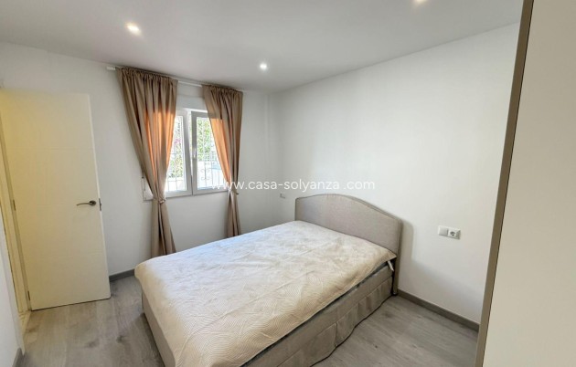 Resale - Villa - Torrevieja - Cabo cervera