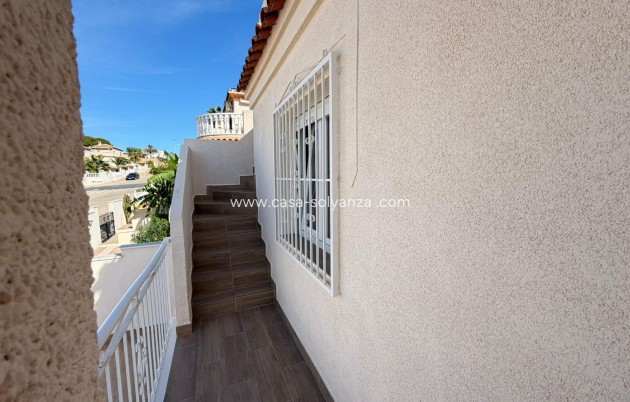 Resale - Villa - Torrevieja - Cabo cervera