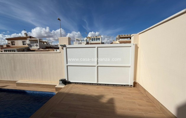 Resale - Villa - Torrevieja - Cabo cervera