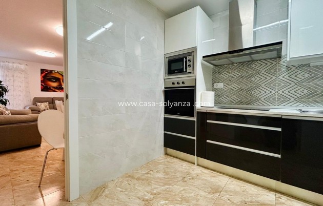 Resale - Townhouse - Torrevieja - Costa Blanca