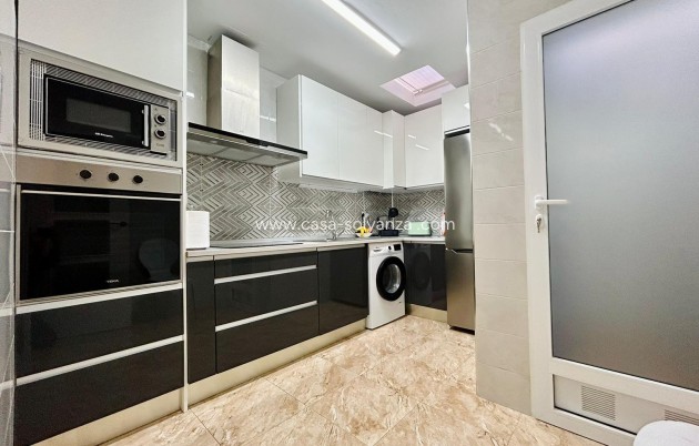 Resale - Townhouse - Torrevieja - Costa Blanca