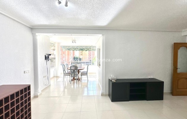 Resale - Apartment / flat - Orihuela Costa - Campoamor