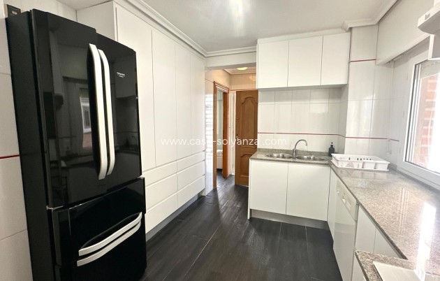 Resale - Apartment / flat - Orihuela Costa - Campoamor