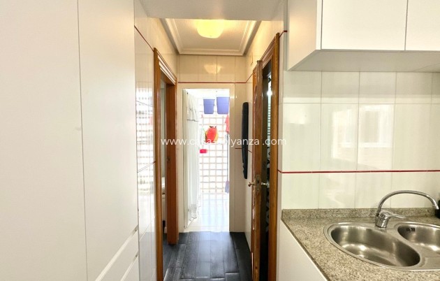 Resale - Apartment / flat - Orihuela Costa - Campoamor