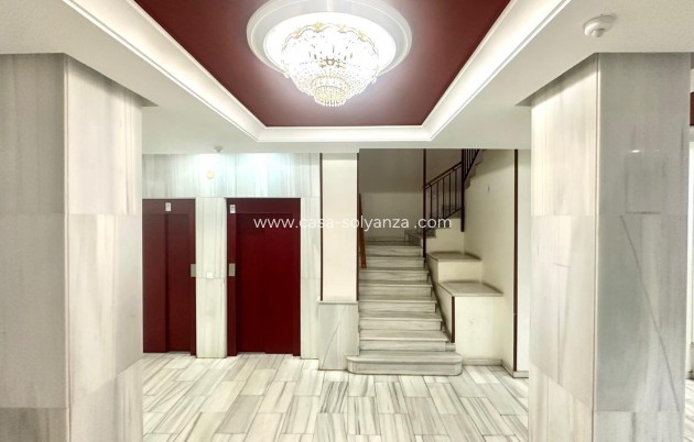 Reventa - Apartamento / piso - Torrevieja - Center