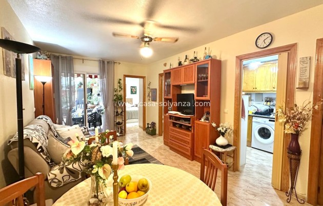 Reventa - Apartamento / piso - Torrevieja - Center