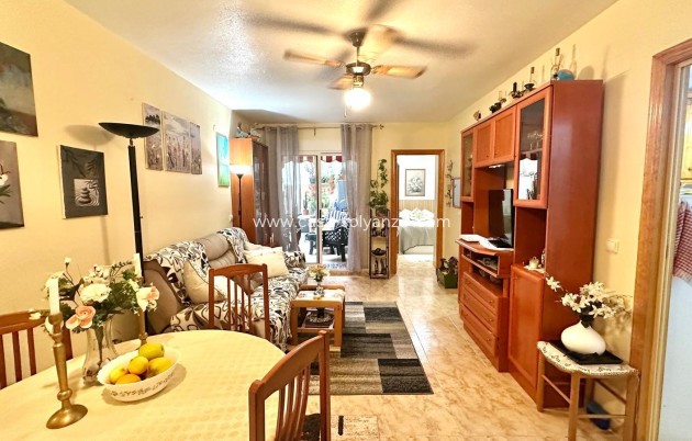 Reventa - Apartamento / piso - Torrevieja - Center