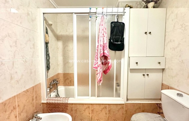 Reventa - Apartamento / piso - Torrevieja - Center