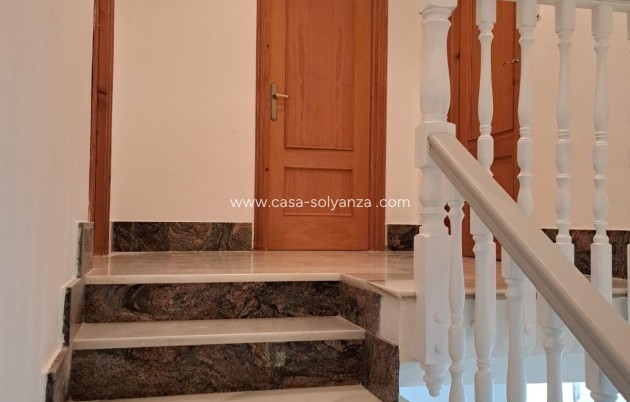 Wiederverkauf - Villa - Orihuela - Desamparados