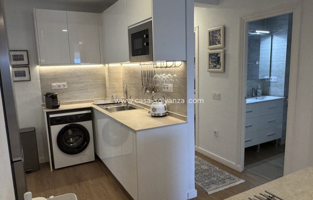 Resale - Apartment / flat - Torrevieja - Costa Blanca
