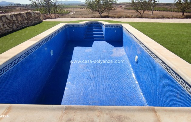 Revente - Villa - Pinoso