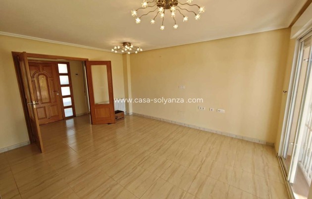 Revente - Villa - Pinoso