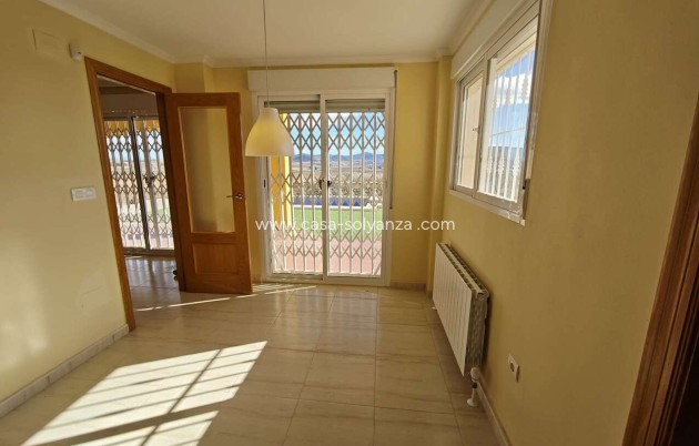 Revente - Villa - Pinoso