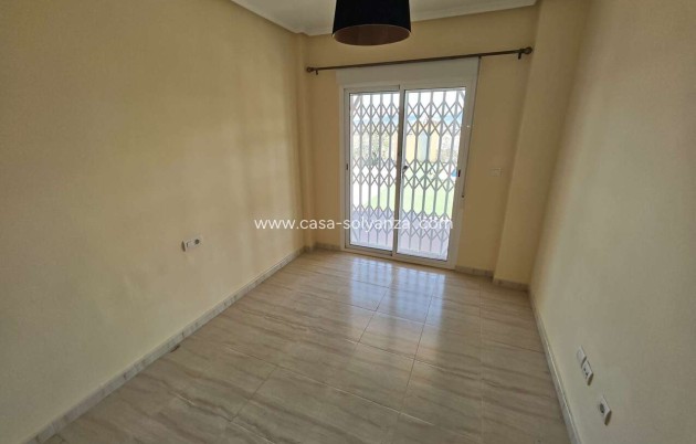 Revente - Villa - Pinoso