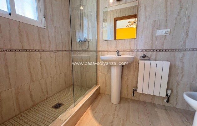 Revente - Villa - Pinoso