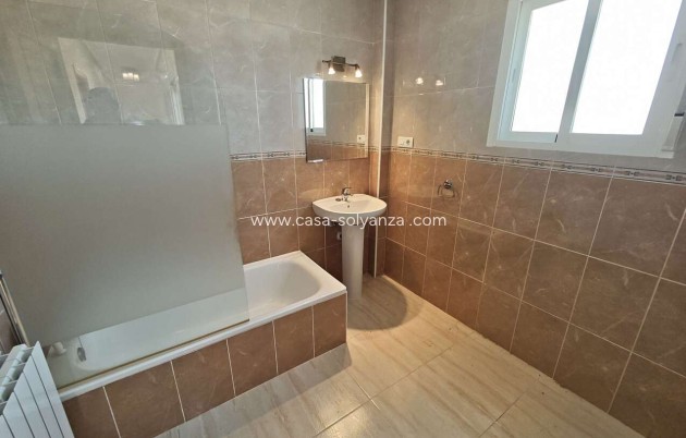 Revente - Villa - Pinoso