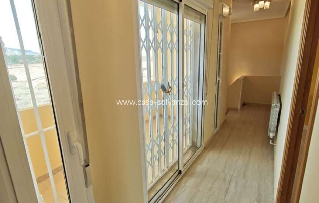 Revente - Villa - Pinoso