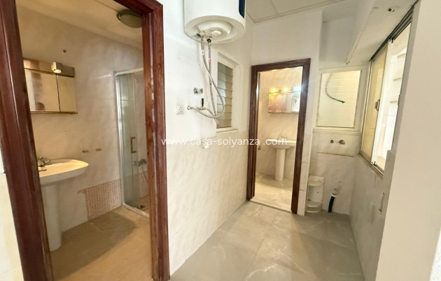 Wiederverkauf - Wohnung - Torrevieja - Playa de los Locos