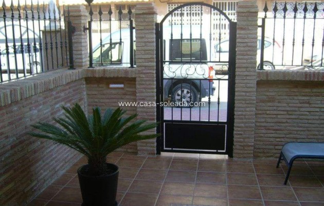 Revente - Appartement - Torrevieja - Playa De Los Naufragos