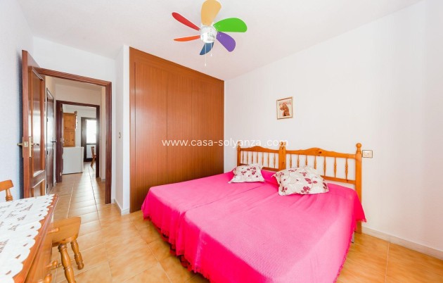 Resale - Apartment / flat - Torrevieja - Calas Blanca