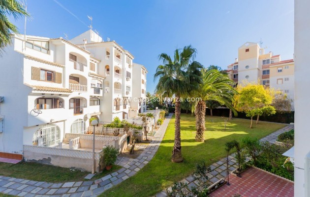 Resale - Apartment / flat - Torrevieja - Calas Blanca