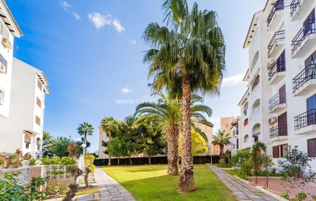 Resale - Apartment / flat - Torrevieja - Calas Blanca