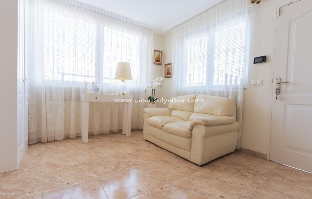 Revente - Villa - Torrevieja - Los Balcones
