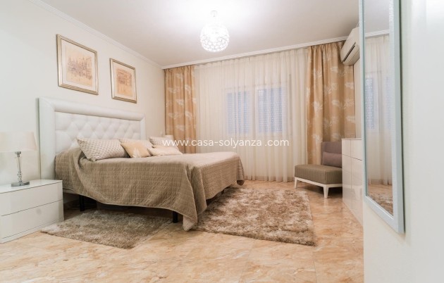 Revente - Villa - Torrevieja - Los Balcones