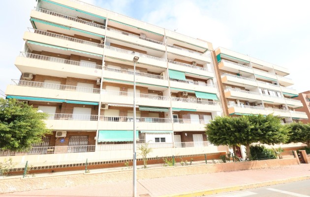 Resale - Apartment / flat - Torrevieja - Costa Blanca