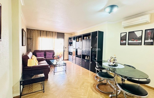 Wiederverkauf - Wohnung - Torrevieja - Center