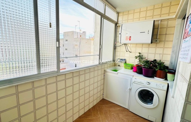 Wiederverkauf - Wohnung - Torrevieja - Center