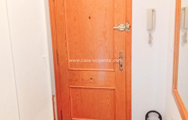 Wiederverkauf - Wohnung - Torrevieja - Playa de los Locos