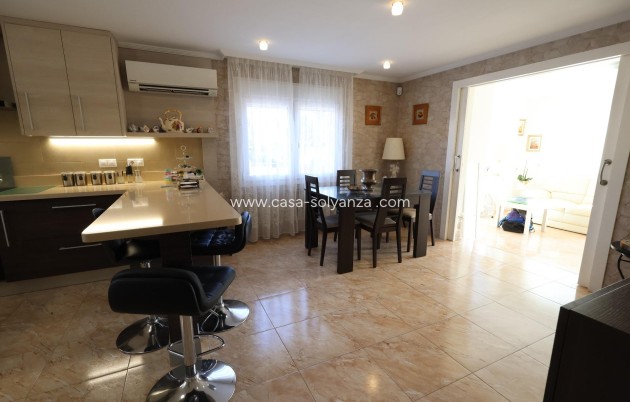 Revente - Villa - Torrevieja - Los Balcones