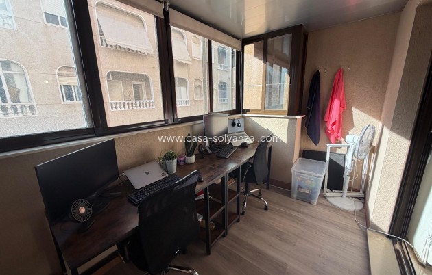 Revente - Appartement - Torrevieja - Center