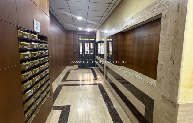 Revente - Appartement - Torrevieja - Center